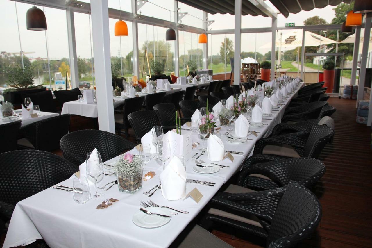Hoell Am Main Ruesselsheim Exterior photo